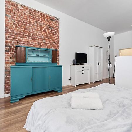 Dominikanska Old Town Studio W Kamienicy By Noclegi Renters Breslavia Esterno foto